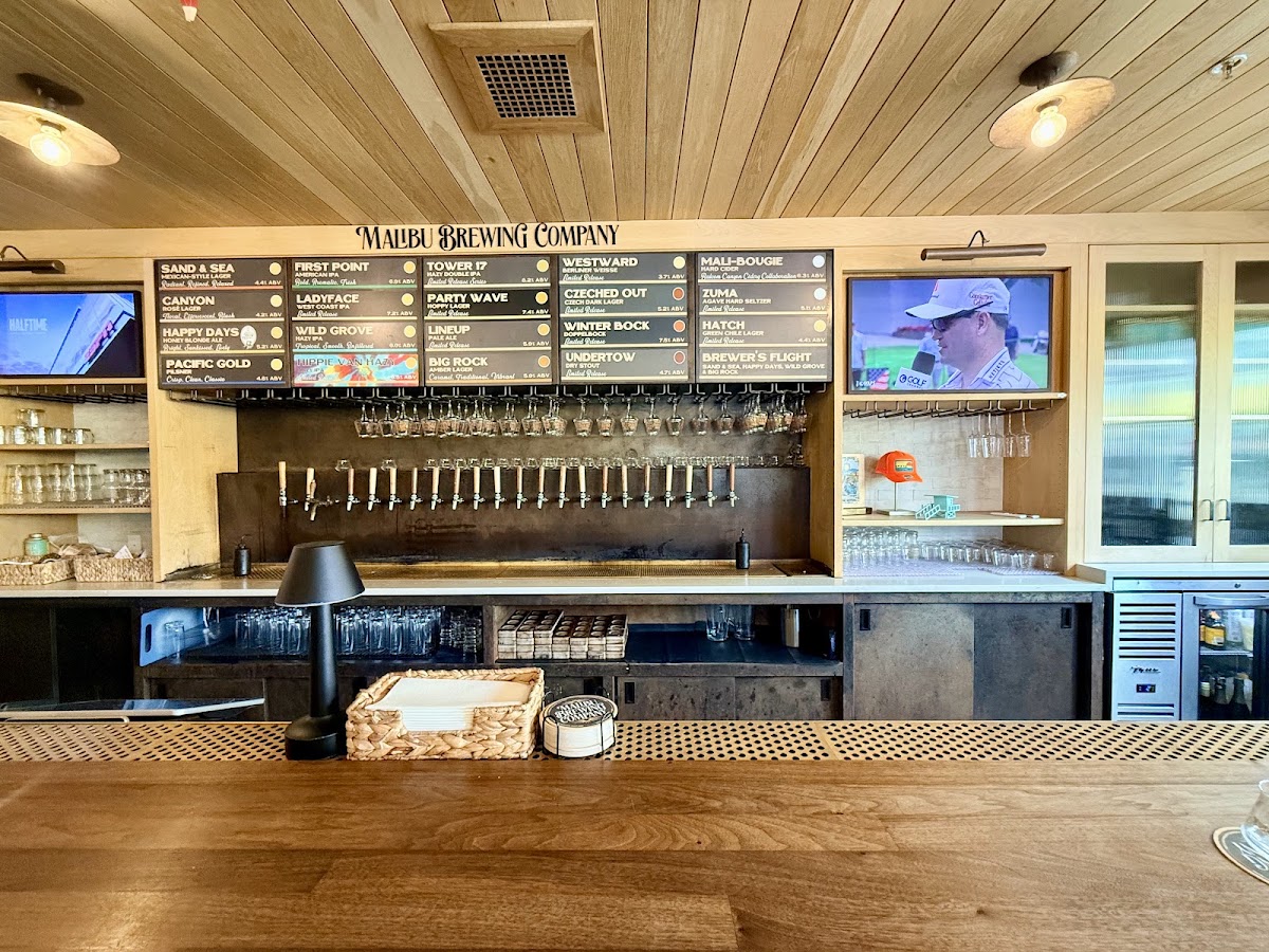 Malibu Brewing Company photo 5